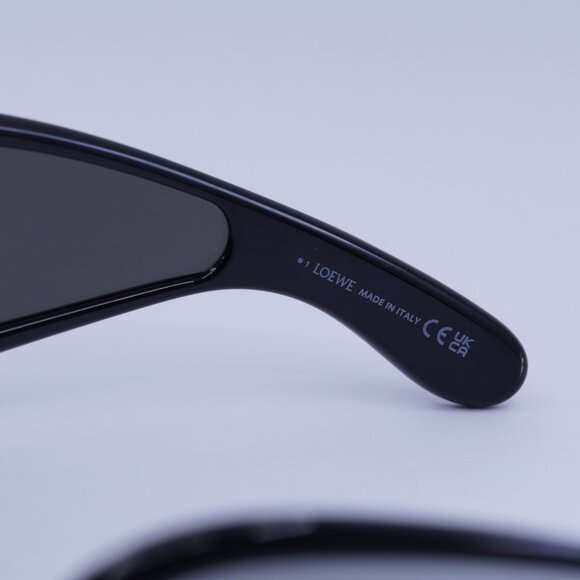 Loewe LW40108I 01C Sunglasses Black/Silver Shield Frame, Grey Lenses - Picture 8 of 11